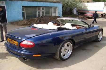 1999 Jaguar XKR