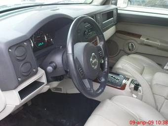 2007 Jeep Commander Photos