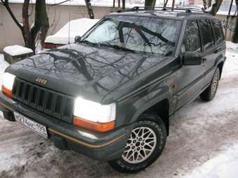 1995 Jeep Grand Cherokee Photos