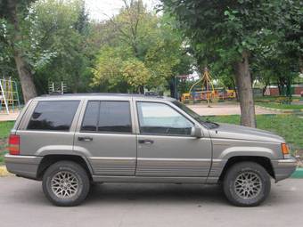 1995 Jeep Grand Cherokee Pictures