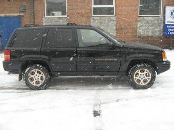 1997 Jeep Grand Cherokee Pictures