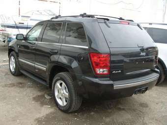 2004 Jeep Grand Cherokee Images