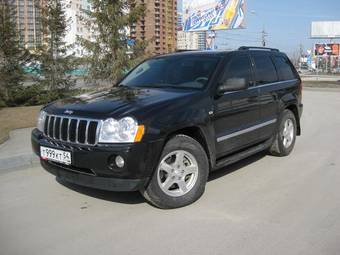 2005 Jeep Grand Cherokee Photos