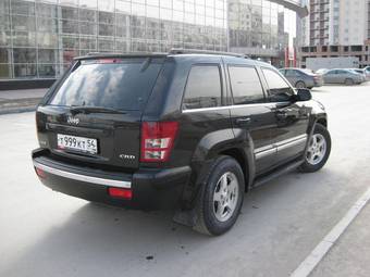 2005 Jeep Grand Cherokee Photos