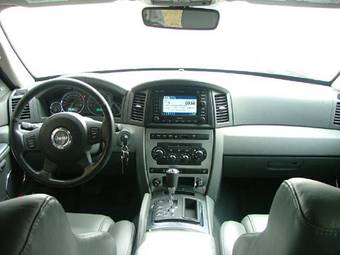 2007 Jeep Grand Cherokee Wallpapers