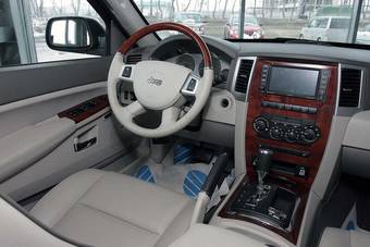 2008 Jeep Grand Cherokee Photos