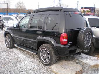 2003 Jeep Liberty Photos