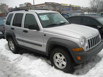 2005 Jeep Liberty Photos