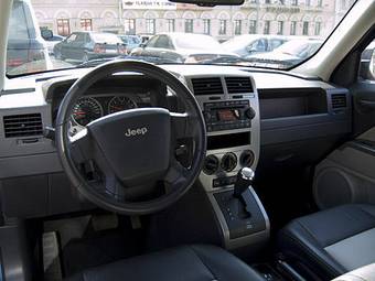 2007 Jeep Liberty Photos