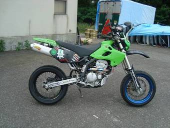 2000 Kawasaki D-tracker Pictures