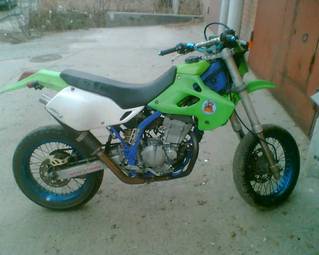 1999 Kawasaki KLX250 Photos