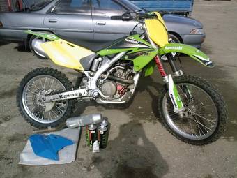 2004 Kawasaki KX250 Photos