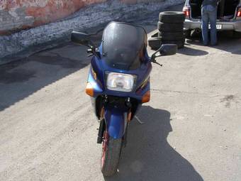1992 Kawasaki ZX-10 Pictures