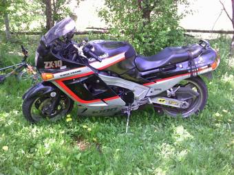 1992 Kawasaki ZX-10 Pictures