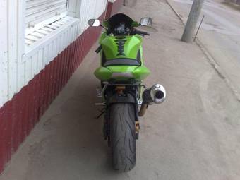 2004 Kawasaki ZX-10 Photos