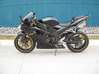 2004 Kawasaki ZX-10 Images