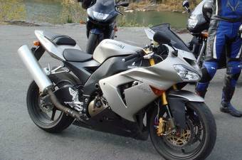 2004 Kawasaki ZX-10 Photos