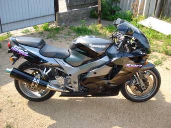 1995 Kawasaki ZX-9R Photos