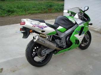 1996 Kawasaki ZX-9R Photos