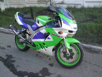 1996 Kawasaki ZX-9R Photos