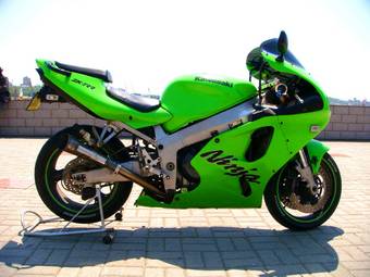 1997 Kawasaki ZX-9R Pictures