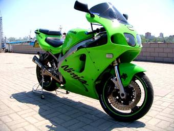 1997 Kawasaki ZX-9R Pictures