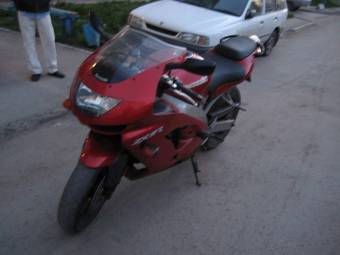 1998 Kawasaki ZX-9R Pics