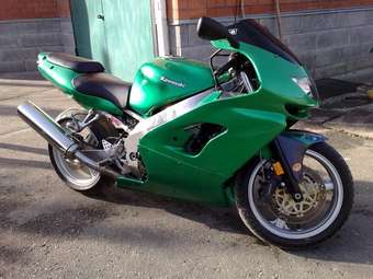 1999 Kawasaki ZX-9R Pictures