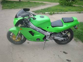 1993 Kawasaki ZXR Photos