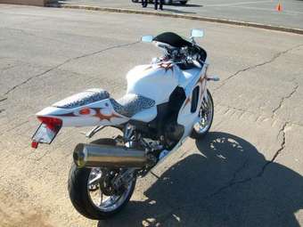 2004 Kawasaki ZXR Photos