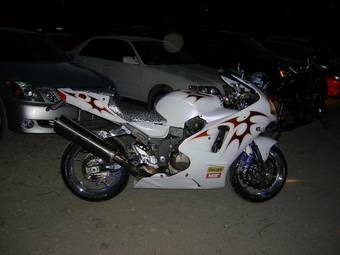 2004 Kawasaki ZXR Pictures