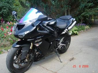 2006 Kawasaki ZXR Photos