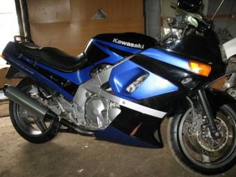 1993 Kawasaki ZXR400 Photos