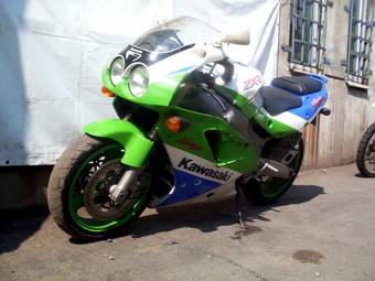 1991 Kawasaki ZXR750 Pictures