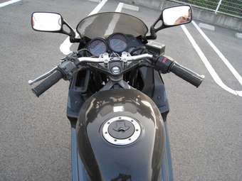 1991 Kawasaki ZZ-R Photos