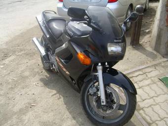1993 Kawasaki ZZ-R Photos