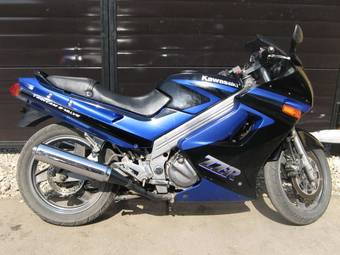 1993 Kawasaki ZZ-R Pictures