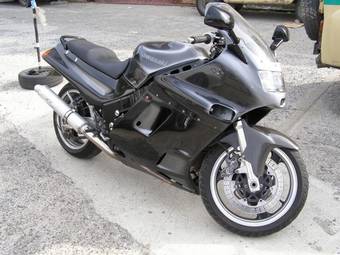 1995 Kawasaki ZZ-R Photos