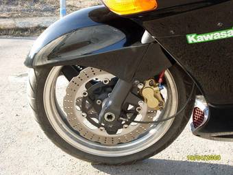 1995 Kawasaki ZZ-R Photos
