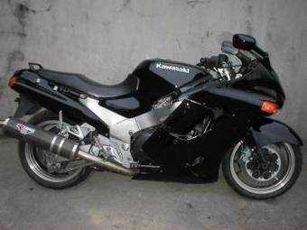 1995 Kawasaki ZZ-R Photos
