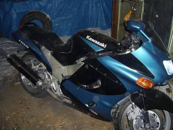 1996 Kawasaki ZZ-R Pictures