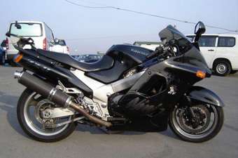 1998 Kawasaki ZZ-R Pictures