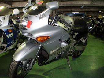 1998 Kawasaki ZZ-R Pics