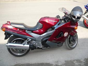 1998 Kawasaki ZZ-R Photos