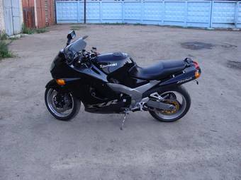 1998 Kawasaki ZZ-R Photos