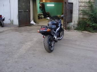 1998 Kawasaki ZZ-R Photos