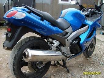 2003 Kawasaki ZZ-R Pictures