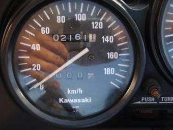 1991 Kawasaki ZZ-R400 Pictures