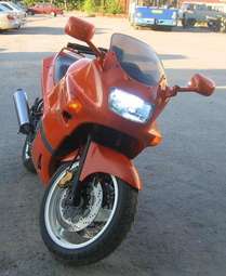 1992 Kawasaki ZZ-R400 Pics