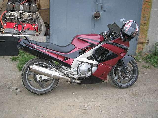 1992 Kawasaki ZZ-R400